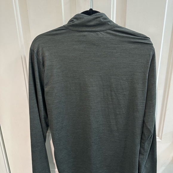 Vuori Ease Performance Half Zip Pullover Charcoal Heather V221 Mens Medium - Picture 4 of 4